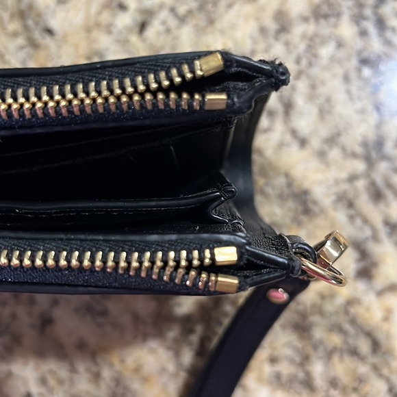 Michael Kors Clutch Wristlet - Picture 12 of 15